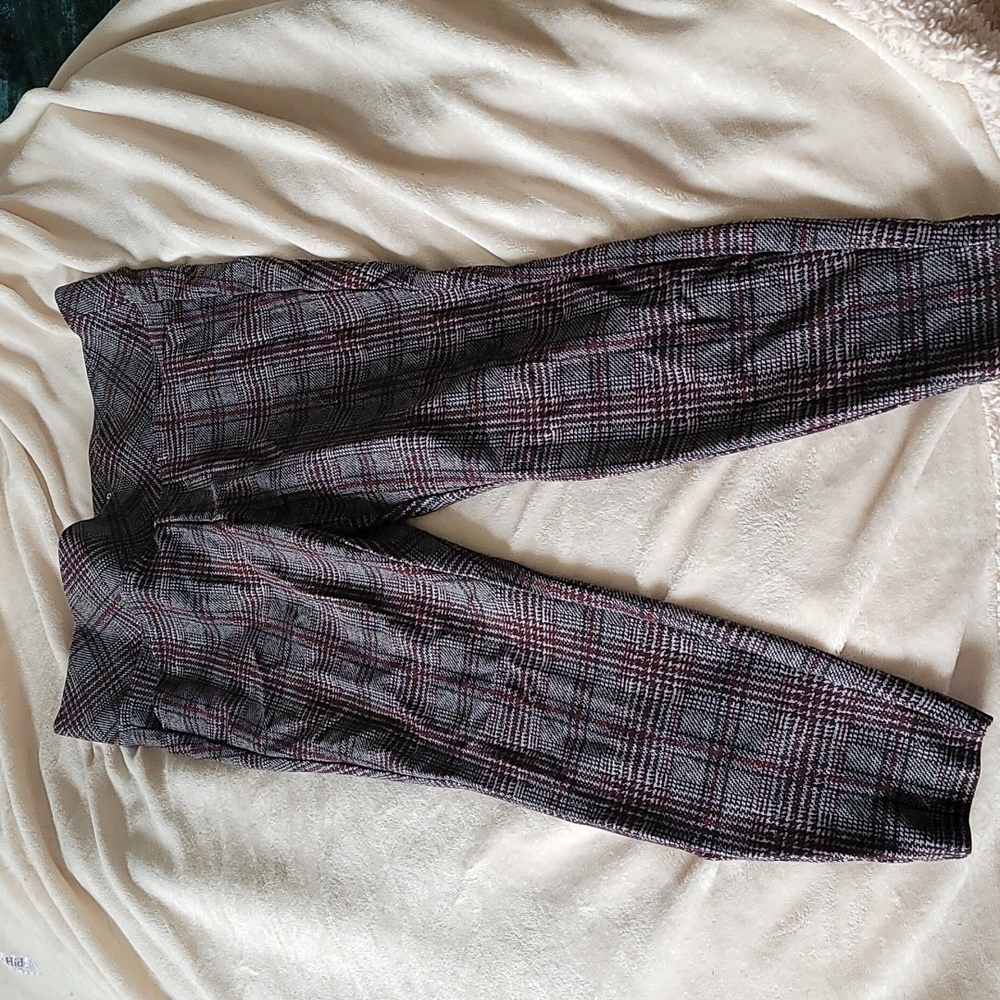 Torrid Pixie Length 1R Pants